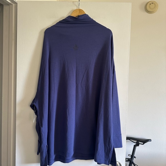 NWT Disney Parks Tiana Princess and the Frog Turtleneck Long Sleeve size 2X - Picture 4 of 9